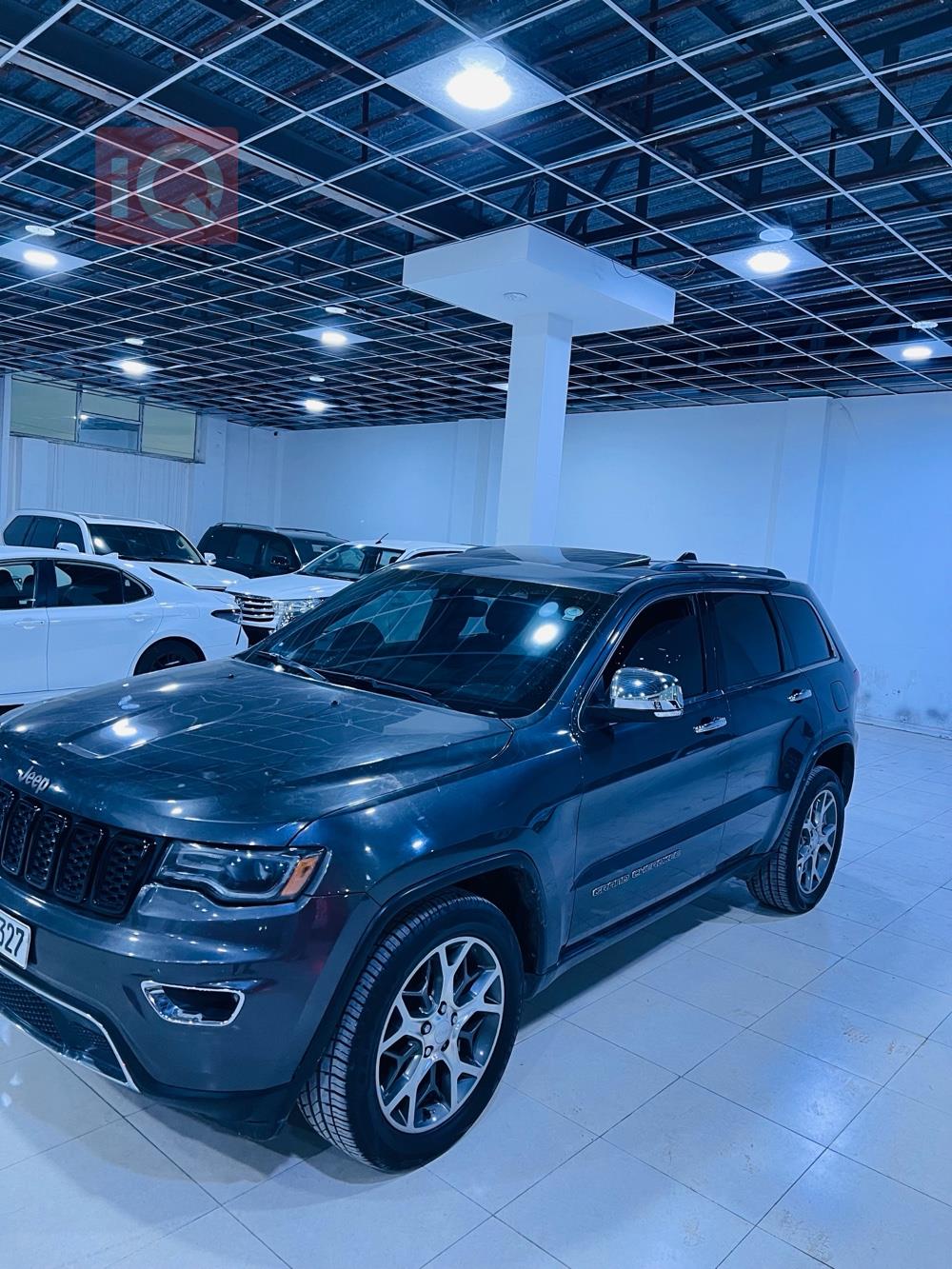 جيب جراند شيروكي